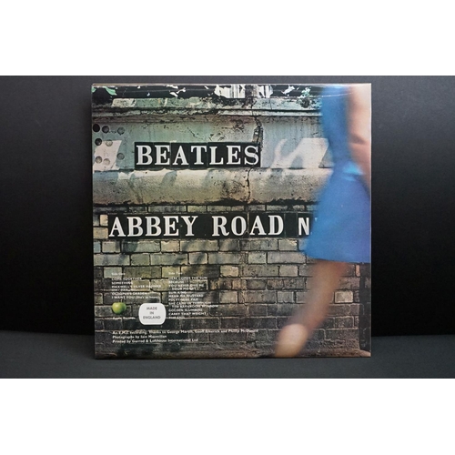 705 - Vinyl - Two The Beatles coloured LPs to include Abbey Road PCS7088 stereo, green vinyl, and Let It B... 