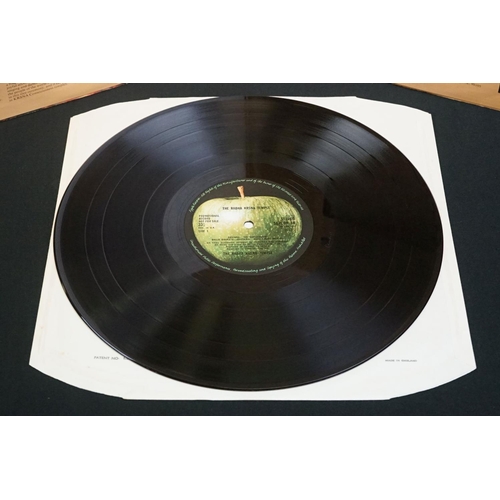 711 - Vinyl - The Radha Krsna Temple self titled LP on Apple SAPCOR18, gatefold sleeve, demo 'not for sale... 