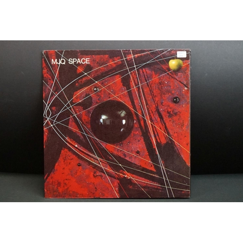 716 - Vinyl - Two LPs to include Modern Jazz Quartet to include Space / Apple SAPCOR10 gatefold sleeve, wh... 