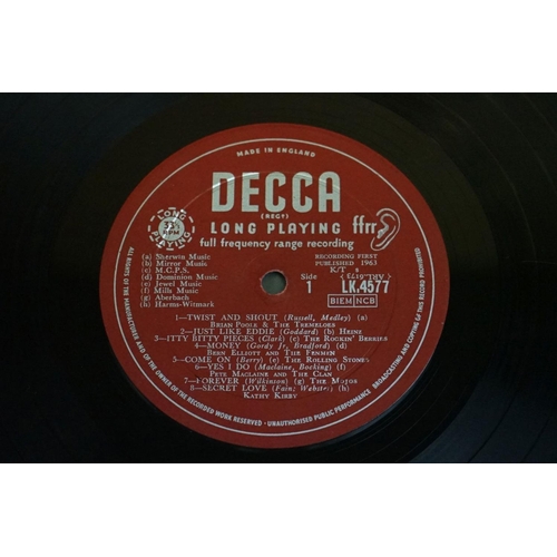 723 - Vinyl - Three 60s Compilations to include Ready Steady Win on Decca LK4634 red unboxed Decca label, ... 