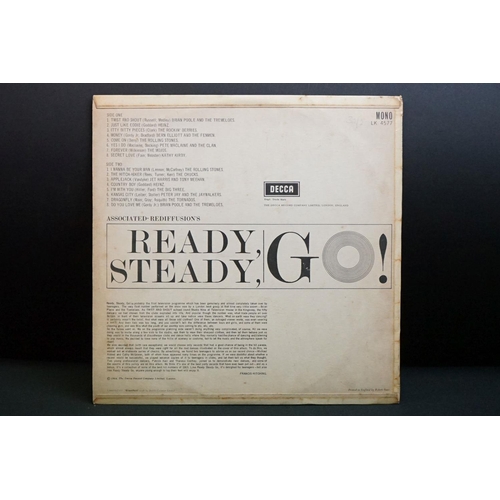 723 - Vinyl - Three 60s Compilations to include Ready Steady Win on Decca LK4634 red unboxed Decca label, ... 