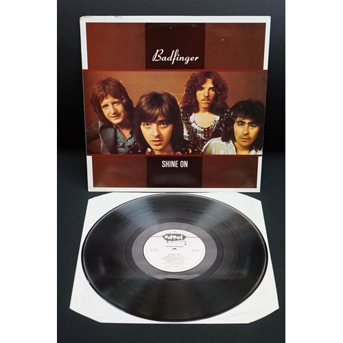 728 - Vinyl - Four Badfinger LPs to include Ass on Apple SAPCOR2T stereo, ass printed inner, price sticker... 