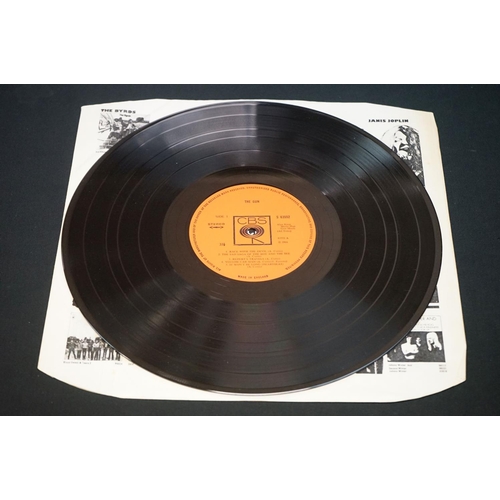 1004 - Vinyl - Two Gun LPs to include self titled S63552 stereo CBS advertising inner, small price sticker ... 