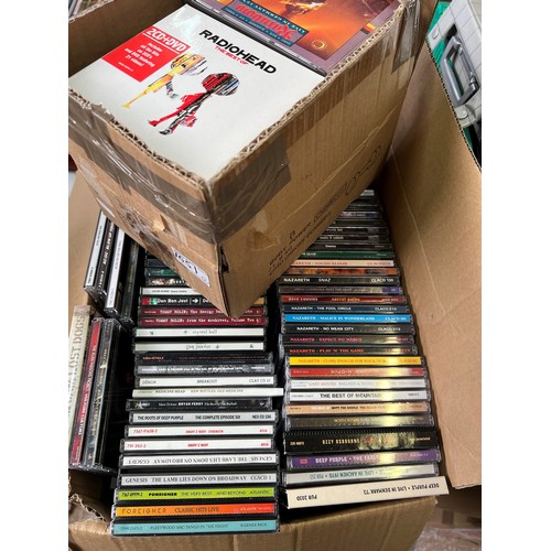 1051 - CDs - Approx 100 rock and pop CDs to include Ozzy Osbourne Live & Loud, Richie Blackmore, Lou Reed, ... 