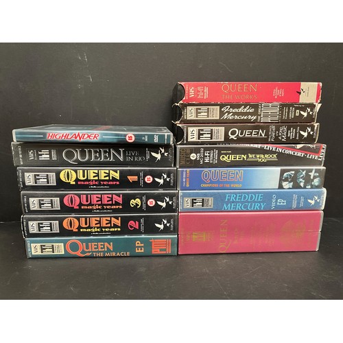 1093 - Memorabilia - 12 Queen / Freddie Mercury VHS tapes along with Highlander DVD