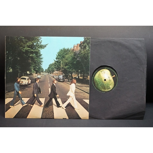 568 - Vinyl - 12 The Beatles & members LPs and 1 box set to include The White Album No.0112815 top loader ... 