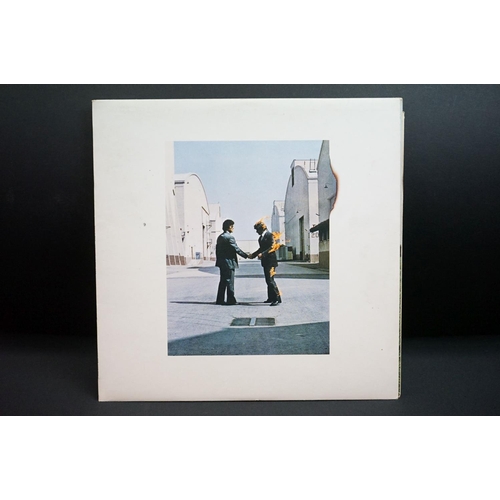 569 - Vinyl - 8 Pink Floyd LPs to include Dark Side Of The Moon (A3/B3 matrices) Vg+, Momentary Lapse Of R... 