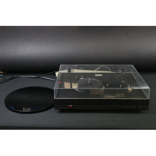 1117 - Music Equipment - A Syetemdek Model IIX turntable