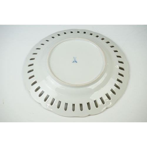 17 - Seven Meissen reticulated Plates decorated with sprays of flowers within a ribbon border and pierced... 