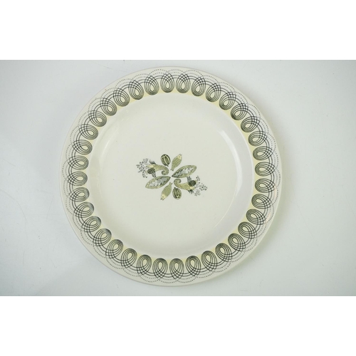 29 - Early 20th century Royal Worcester Cabinet Plate with a hand painted scene of ruins within a blue an... 