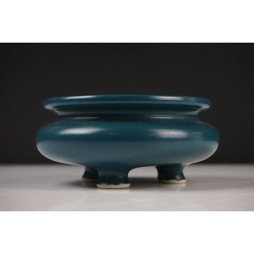 52 - Chinese Porcelain Censer with dark turquoise glaze and Qianlong type marks to base, 13cm diameter