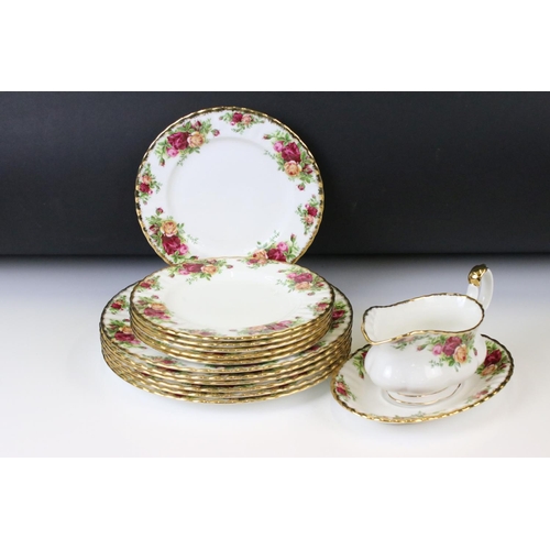 139 - Royal Albert ' Old Country Roses ' pattern dinnerware to include a serving platter, 6 dinner plates,... 