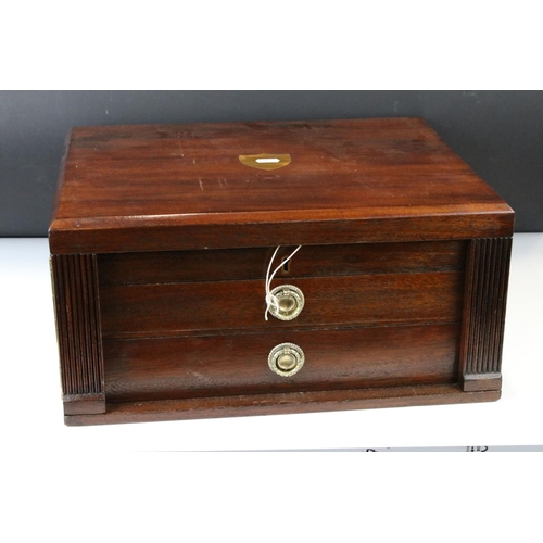 189 - Early 20th Century Mahogany Cased Walker & Hall Canteen of Cutlery, the three tiers holding a suite ... 