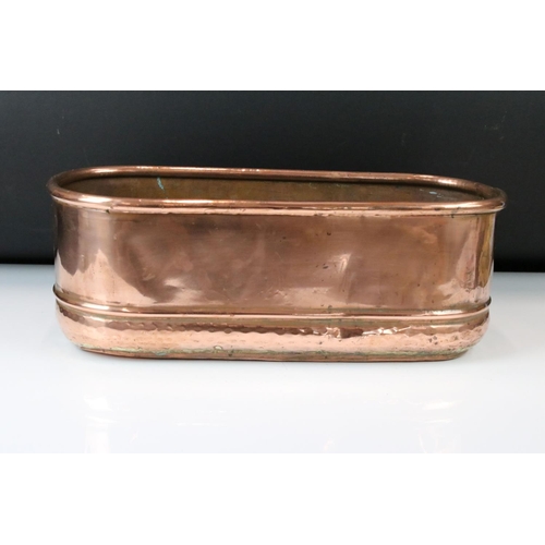 195 - Large 19th century Copper Planter with rounded ends, 43cm long x 16cm high