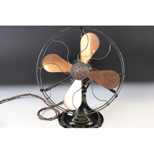 180 - Early 20th Century G.E.C ' Magnet ' Desk Top Electric Fan in black enamel and copper, measures appro... 