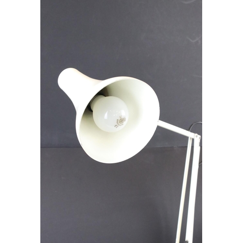 182 - Herbert Terry & Sons - Mid 20th C white enamel anglepoise desk / table lamp, model 90 (measures appr... 