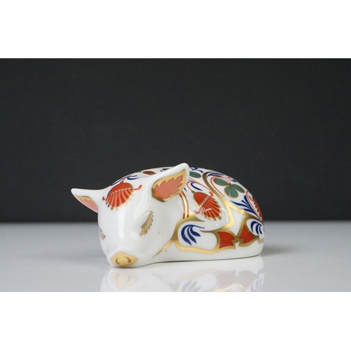 26 - Six Royal Crown Derby paperweights to include 3 x boxed examples (Sleeping Kitten, Sleeping Piglet, ... 