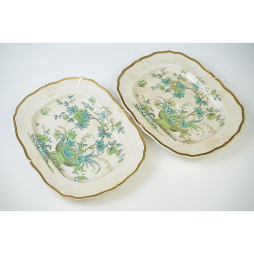 35 - 19th century dinner ware with hand-coloured foliate decoration, pattern 895, to include 2 x sauce tu... 