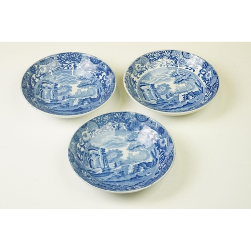 40 - Copeland Spode's Italian Pattern blue & white tea ware comprising 3 x teacups, 3 x tea plates, teapo... 