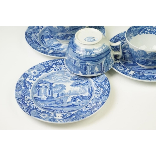 40 - Copeland Spode's Italian Pattern blue & white tea ware comprising 3 x teacups, 3 x tea plates, teapo... 