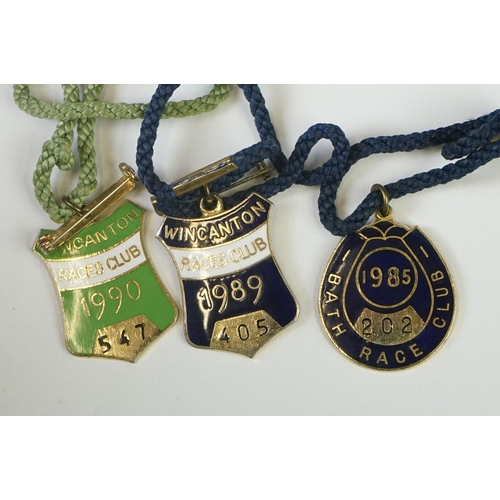 211 - A collection of Racecourse enclosure members pass enamel badges to include Bath, Wincanton And Newbu... 