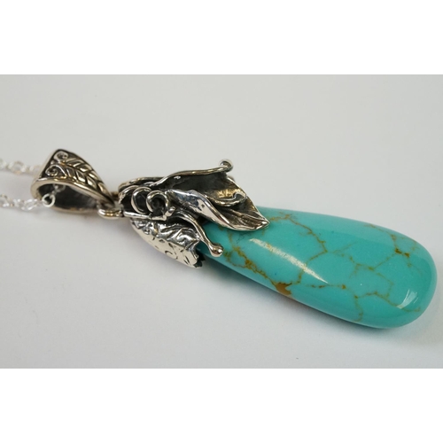 265 - Silver and Turquoise Pendant Necklace