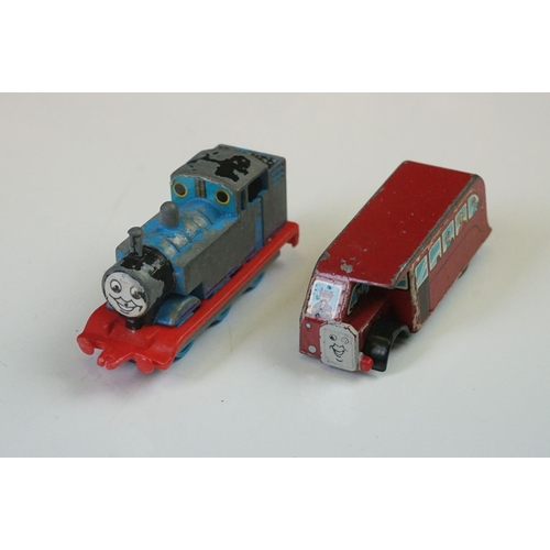 222 - Thomas the Tank - approx. 15 Ertl diecast Thomas the Tank Engines and Harold Helicopter together wit... 