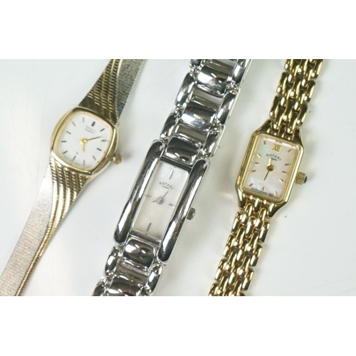 285 - A small collection of ladies and gents wristwatches to include Rotary and Accurist examples.