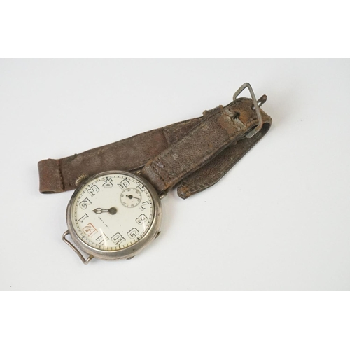 289 - World War One Silver Cased Trench Watch with leather strap (a/f)