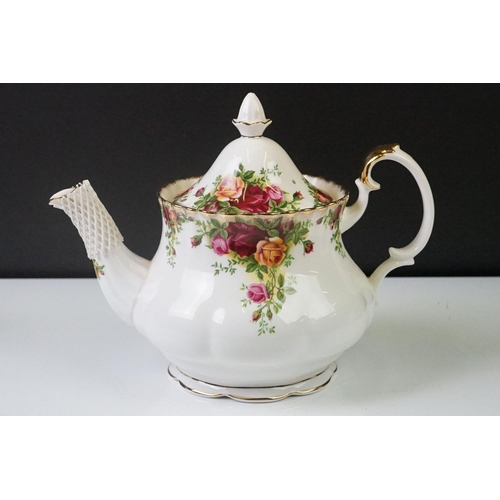 56 - Royal Albert ' Old Country Roses ' tea service comprising teapot & cover, 8 teacups, 6 saucers, 6 te... 