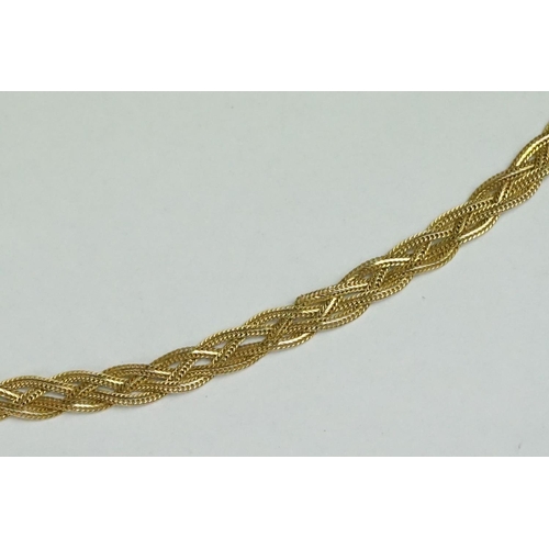 205A - A ladies fully hallmarked 9ct gold ladies rope twist necklace with lobster clasp.