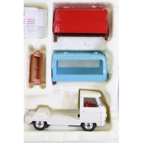 Boxed Corgi Gift Set 13 Renault R16 Tour de France Paramount Film