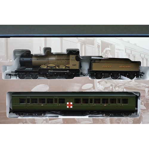 1 - Boxed Bachmann OO gauge 30325 First World War Ambulance Train No 40 Special Commemorative Edition se... 