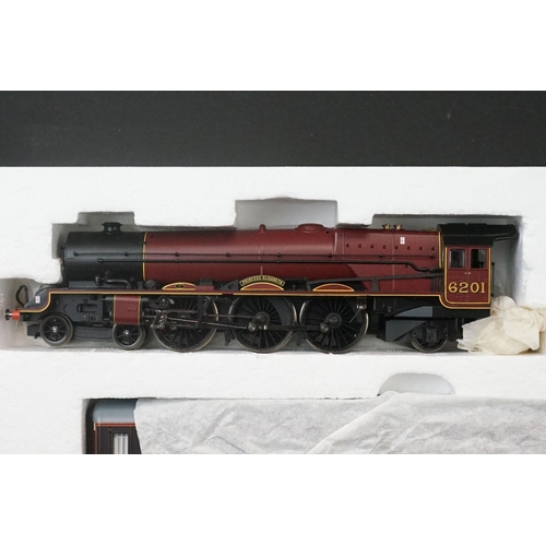 10 - Boxed Hornby Marks & Spencer R1045 The Royal Train train set complete with Princess Elizabeth locomo... 