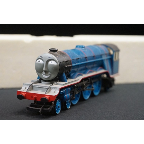 12 - Two boxed Hornby OO gauge Thomas & Friends to include R852 James the red engine and R383 Gordon the ... 