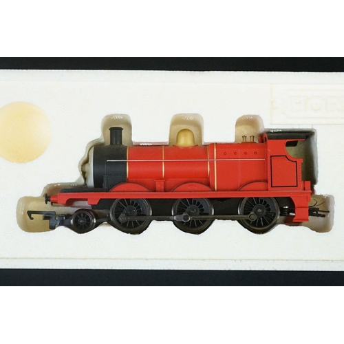 12 - Two boxed Hornby OO gauge Thomas & Friends to include R852 James the red engine and R383 Gordon the ... 