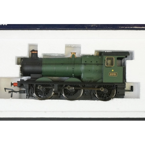 24 - Two boxed OO gauge locomotives to include Bachmann 32303 2251 Collett Goods 2251 BR green e/crest an... 