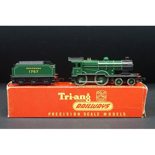 30 - Four boxed Triang Hornby locomotives to include R871 LMS 4-6-2 Coronation Locomotive in maroon, 2 x ... 