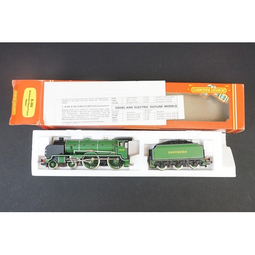 31 - Four boxed Hornby OO gauge locomotives to include R258 LMS 4-6-2 Princess Elizabeth, R302 BR Class 3... 