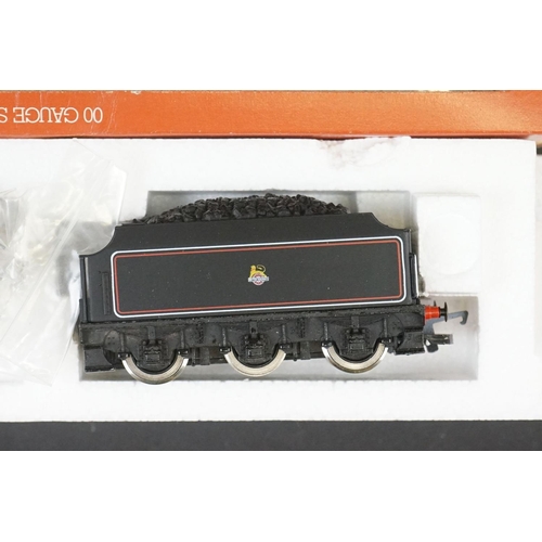 31 - Four boxed Hornby OO gauge locomotives to include R258 LMS 4-6-2 Princess Elizabeth, R302 BR Class 3... 