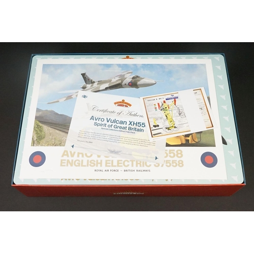 38 - Boxed Bachmann OO gauge Special Collectors Edition 30375 AVRO Vulcan XH558 The Spirit of Great Brita... 