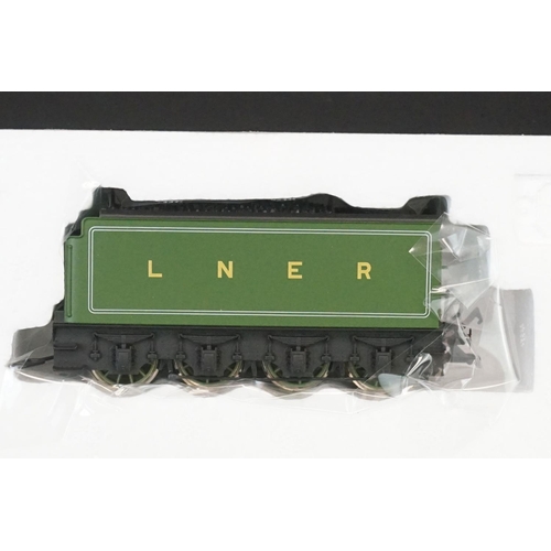 39 - Boxed Hornby OO gauge R1183 Master of the Glens electric train set, complete