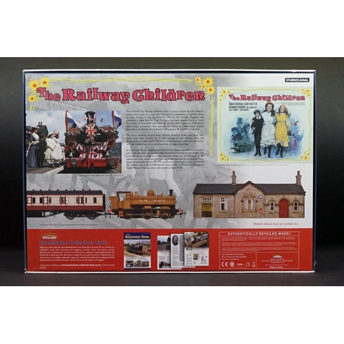 4 - Boxed Bachmann OO gauge Special Collectors Edition 30575 The Railway Children train set, complete an... 