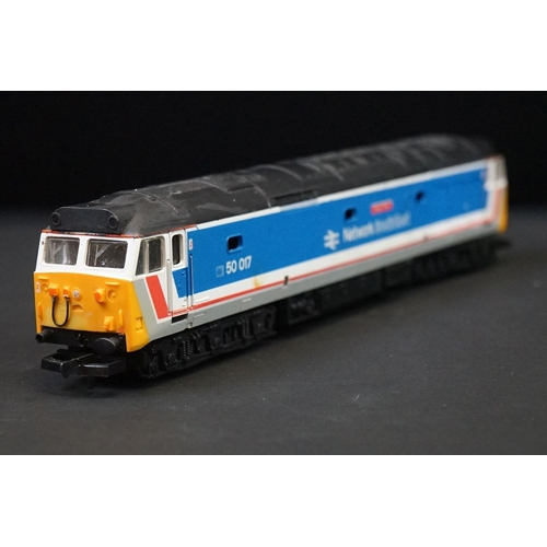 41 - 14 OO gauge Diesel locomotives to include Lima Marston Vale, Lima Royal Oak, Hornby Railfreight 5800... 