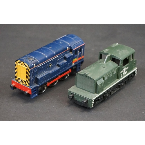 43 - 13 OO gauge locomotives to include Hornby, Lima & Airfix featuring Hornby Dublo 2-8-0LMS in black, A... 