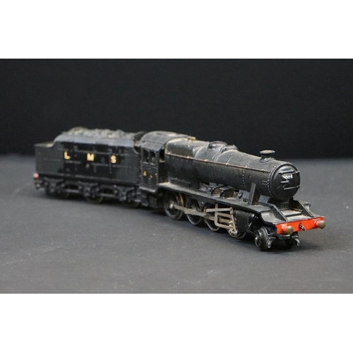 43 - 13 OO gauge locomotives to include Hornby, Lima & Airfix featuring Hornby Dublo 2-8-0LMS in black, A... 