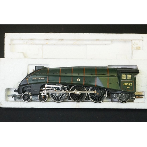 45 - Six Hornby OO gauge locomotives to include Loch Ness Highland Railway, Mallard, Britannia etc, condi... 