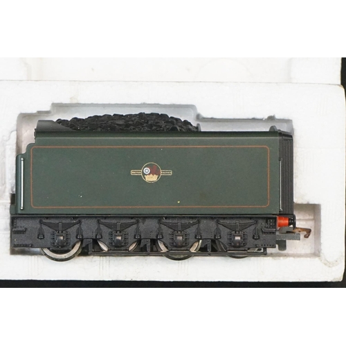 45 - Six Hornby OO gauge locomotives to include Loch Ness Highland Railway, Mallard, Britannia etc, condi... 