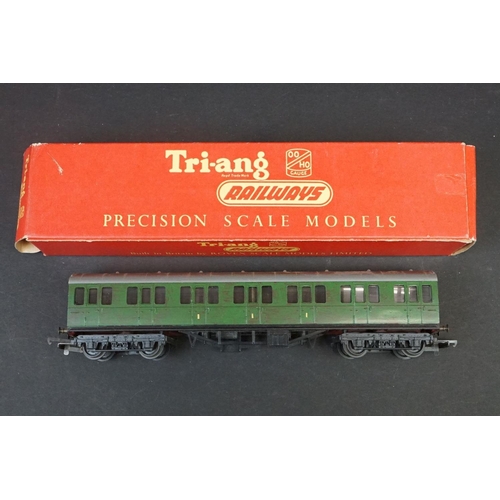 46 - 33 Boxed OO gauge items of rolling stock featuring coaches, wagons and vans to include 29 x Hornby /... 