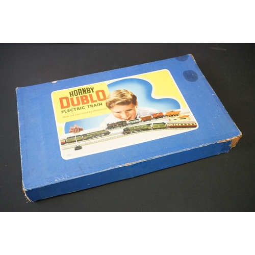 48 - Quantity of Hornby Dublo model railway to include boxed EDP22 Passenger Train Royal Scot set with Du... 